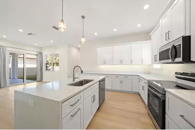 14723 Sunset Drive, Largo, FL 33774 - Photo 16