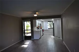 135 W Cypress Ct, Oldsmar, FL 34677 - Photo 4