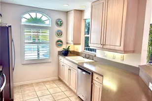1305 Gondola Park Dr, Venice, FL 34292 - Photo 14