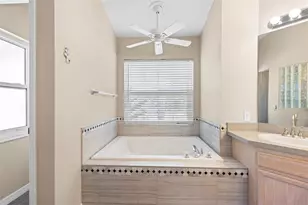 738 N Lake Blvd, Tarpon Springs, FL 34689 - Photo 16