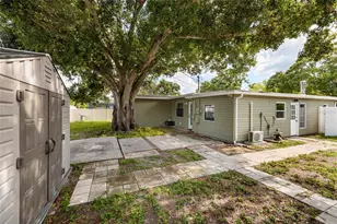 7500 15th St N, Saint Petersburg, FL 33702 - Photo 4