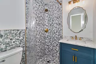 451 Palm Island NE, Clearwater Beach, FL 33767 - Photo 18