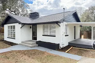 4017 E Bird St, Tampa, FL 33617 - Photo 2