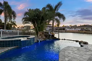 3936 Versailles Dr, Tampa, FL 33634 - Photo 4