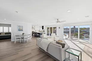 3936 Versailles Dr, Tampa, FL 33634 - Photo 16