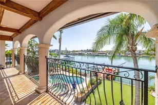 11320 6th St E, Treasure Island, FL 33706 - Photo 8