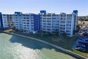 500 Treasure Island Causeway, Treasure Island, FL 33706 - Photo 30