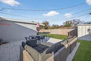 3301 70th Ln N, Saint Petersburg, FL 33710 - Photo 22
