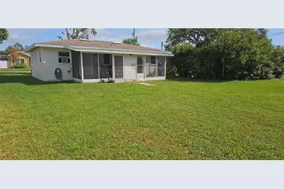 815 10th Street NW, Largo, FL 33770 - Photo 14