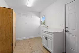 455 Pasaje Ave, Tarpon Springs, FL 34689 - Photo 28
