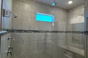 10190 Dolphin Gull Cir, Thonotosassa, FL 33592 - Photo 28