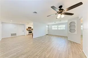 4010 S Lockwood Ridge Rd, Sarasota, FL 34231 - Photo 6