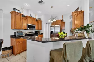 2873 52nd Ave S, Saint Petersburg, FL 33712 - Photo 6