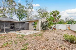 128 E Virginia Ln, Clearwater, FL 33759 - Photo 38
