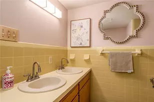 128 E Virginia Ln, Clearwater, FL 33759 - Photo 26