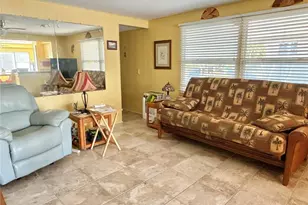436 Mt Oak Ave NE, Saint Petersburg, FL 33702 - Photo 10