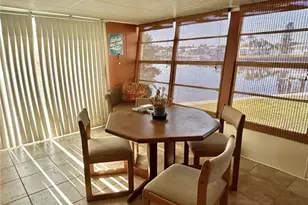 436 Mt Oak Ave NE, Saint Petersburg, FL 33702 - Photo 12