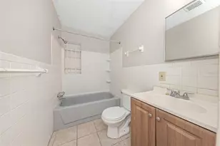 2423 Auburn St S, Saint Petersburg, FL 33712 - Photo 16