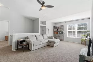 36027 Deer Creek Dr, Zephyrhills, FL 33541 - Photo 12