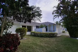 10618 180th Pl S, Boca Raton, FL 33498 - Photo 2