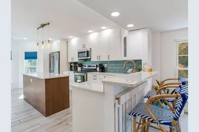 410 140th Avenue E, Madeira Beach, FL 33708 - Photo 22