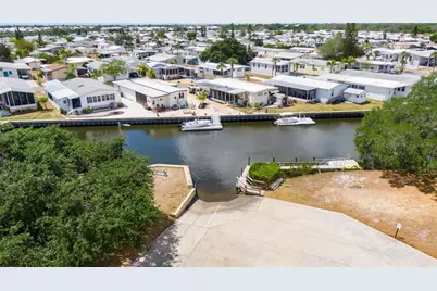 308 S Port Royal Lane, Apollo Beach, FL 33572 - Photo 18