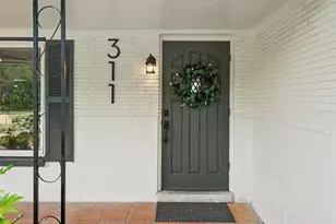 311 Shore Dr E, Oldsmar, FL 34677 - Photo 54