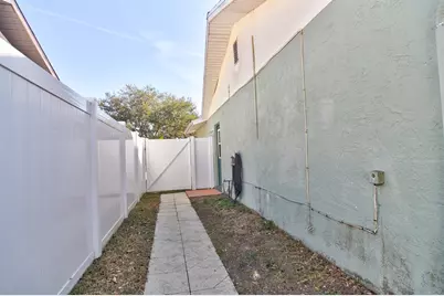 6732 68th Street N, Pinellas Park, FL 33781 - Photo 6