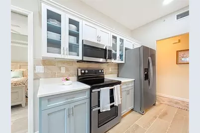 960 Cooper Street #203, Venice, FL 34285 - Photo 10