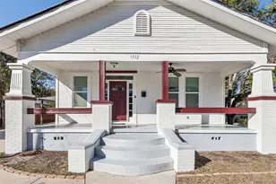 1512 26th Ave E, Tampa, FL 33605 - Photo 2