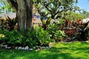 219 24th St W, Bradenton, FL 34205 - Photo 8