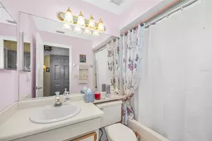 8202 Leafy Ct, Port Richey, FL 34668 - Photo 32