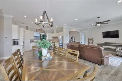 7510 Lithia Pinecrest Road, Lithia, FL 33547 - Photo 4