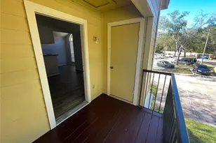 8722 Mallard Reserve Dr, Tampa, FL 33614 - Photo 34