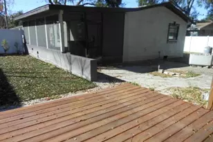 8421 N Orangeview Ave, Tampa, FL 33617 - Photo 10