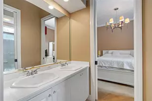 531 Isleworth Close, Tarpon Springs, FL 34688 - Photo 22