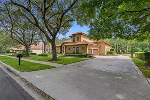 531 Isleworth Close, Tarpon Springs, FL 34688 - Photo 2