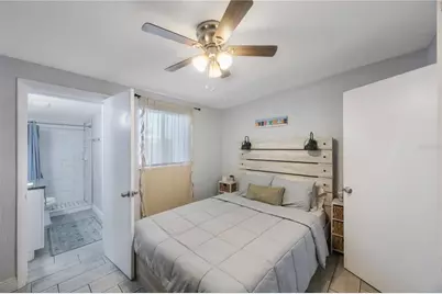 9169 Robin Road, Seminole, FL 33777 - Photo 14