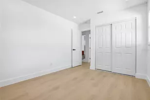 6529 S West Shore Circle, Tampa, FL 33616 - Photo 30