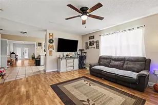 2015 22nd St W, Bradenton, FL 34205 - Photo 4