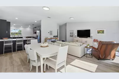 1826 Nebraska Avenue NE, Saint Petersburg, FL 33703 - Photo 8