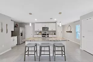 5018 Bella Armonia Cir, Wimauma, FL 33598 - Photo 8