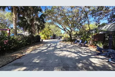 174 Appaloosa Trail, River Ranch, FL 33867 - Photo 10