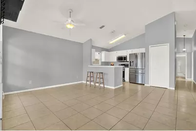 1618 Citrus Orchard Way, Valrico, FL 33594 - Photo 2