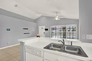 1618 Citrus Orchard Way, Valrico, FL 33594 - Photo 8