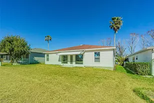 29140 Princeville Dr, San Antonio, FL 33576 - Photo 22