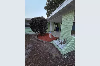 298 11th Avenue SW, Largo, FL 33770 - Photo 4