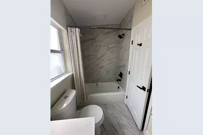 3416 W Oakellar Avenue, Tampa, FL 33611 - Photo 10