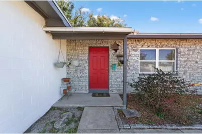 9120 Memorial Highway, Tampa, FL 33615 - Photo 4
