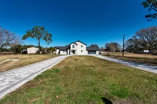 4110 Meadow Run Ln, Wesley Chapel, FL 33543 - Photo 36